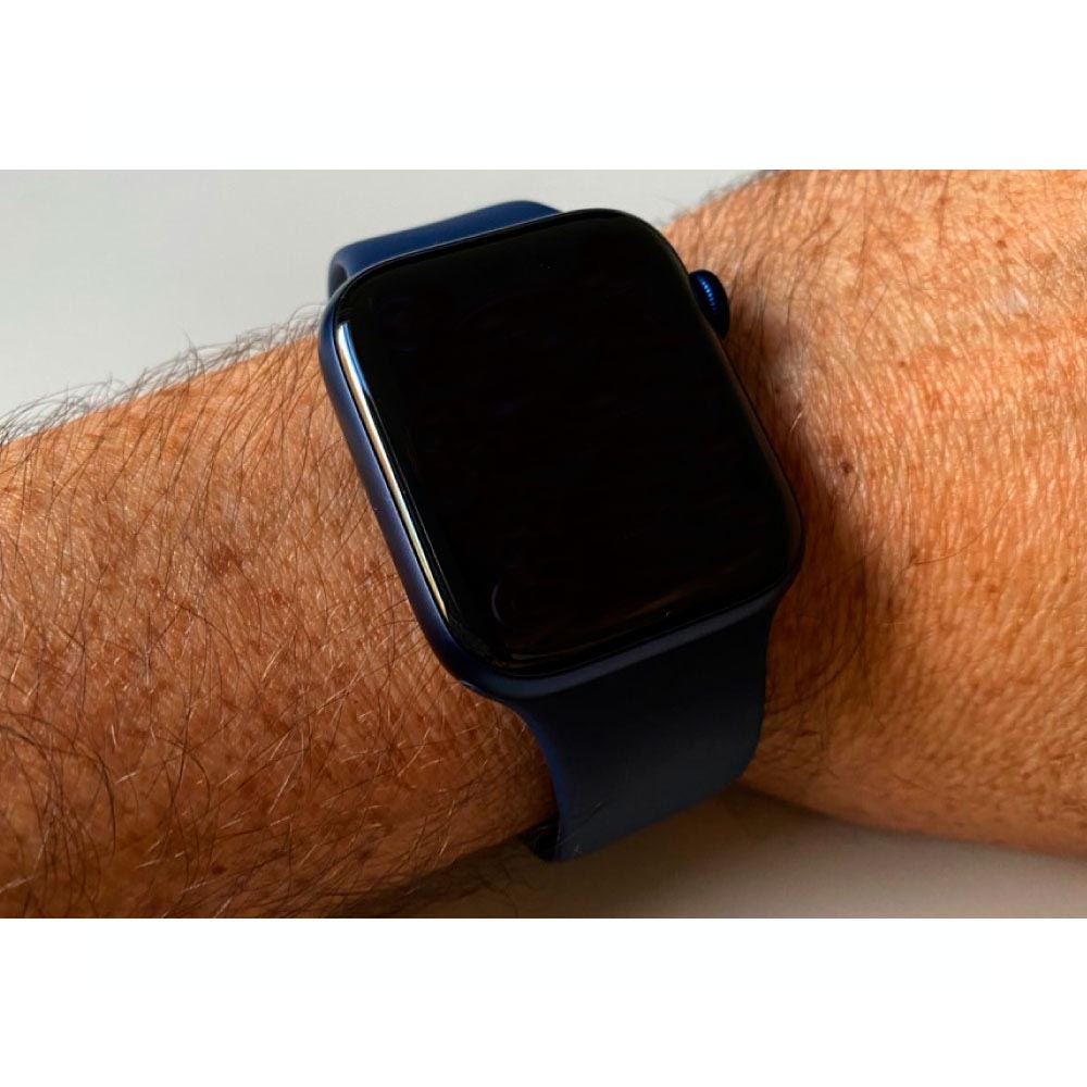 X Seven Smartwatch Pro con ricarica wireless